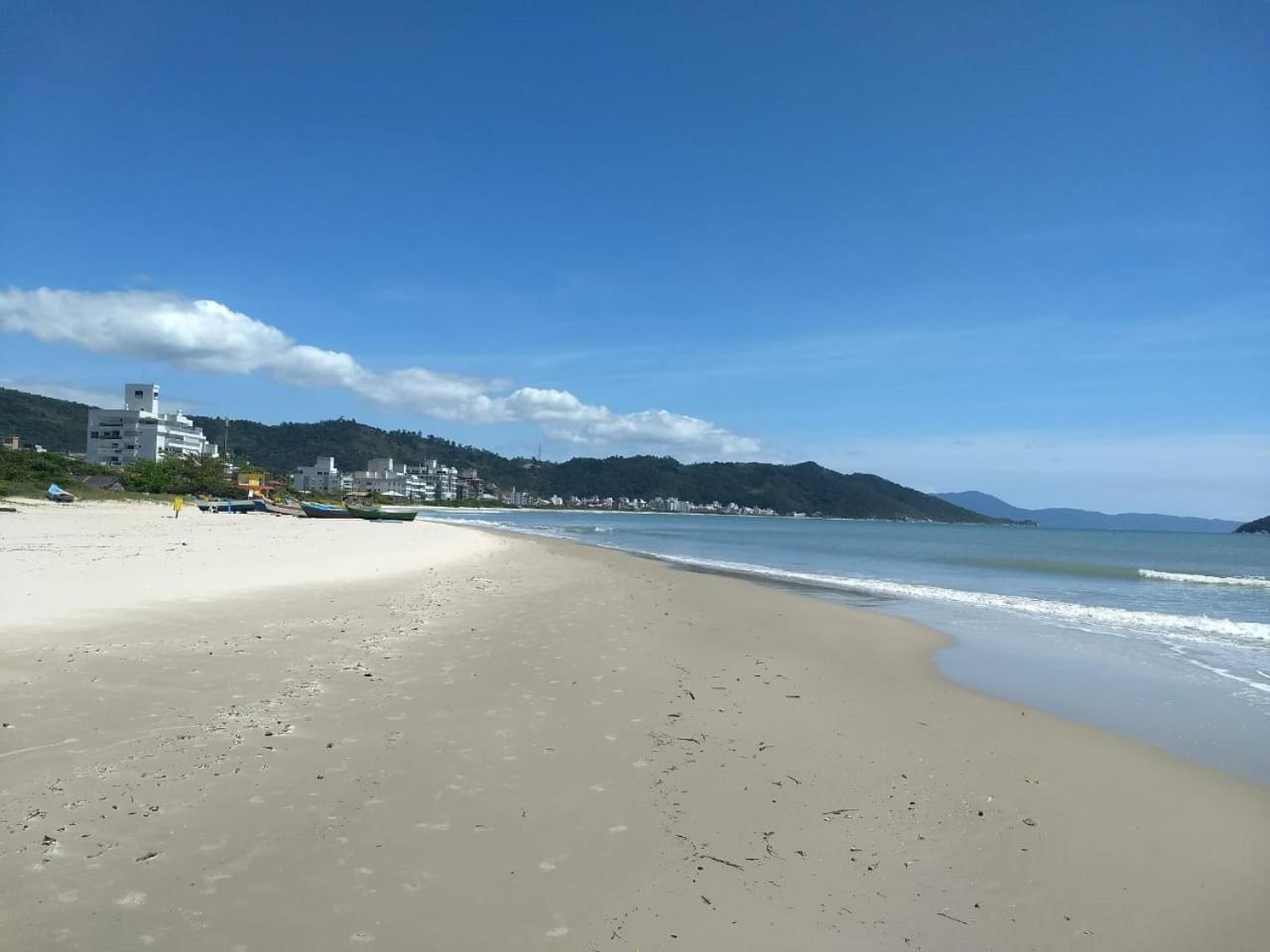 Appartamento Apto novo há 250 mts da praia Governador Celso Ramos Esterno foto